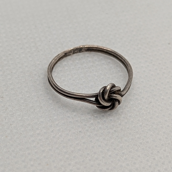 Silver Knot Ring - Picture 2 of 4